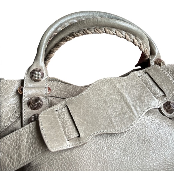 Beautiful Balenciaga taupe leather big 21 rose gold motorcycle purse bag - Picture 9 of 15